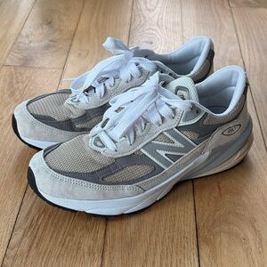 New Balance 990 v6 Light Gray and White Athletic Shoes